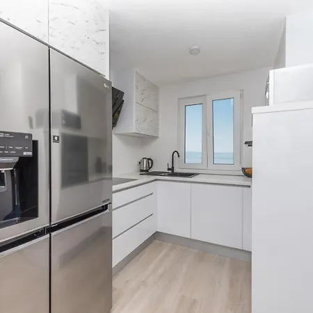 App Anna Apartment *